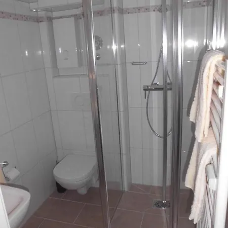 Saniertes-nichtraucher-studioappartement-ohne-tiere-im-zentrum-von-westerland *